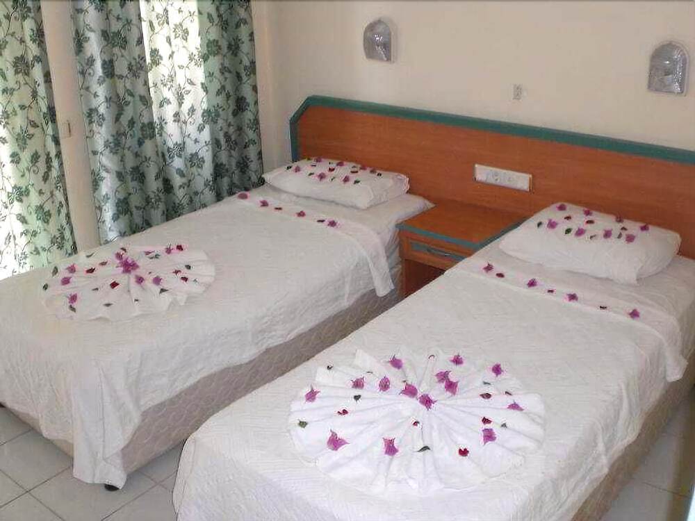 Sisters Apartments Rezervasyon