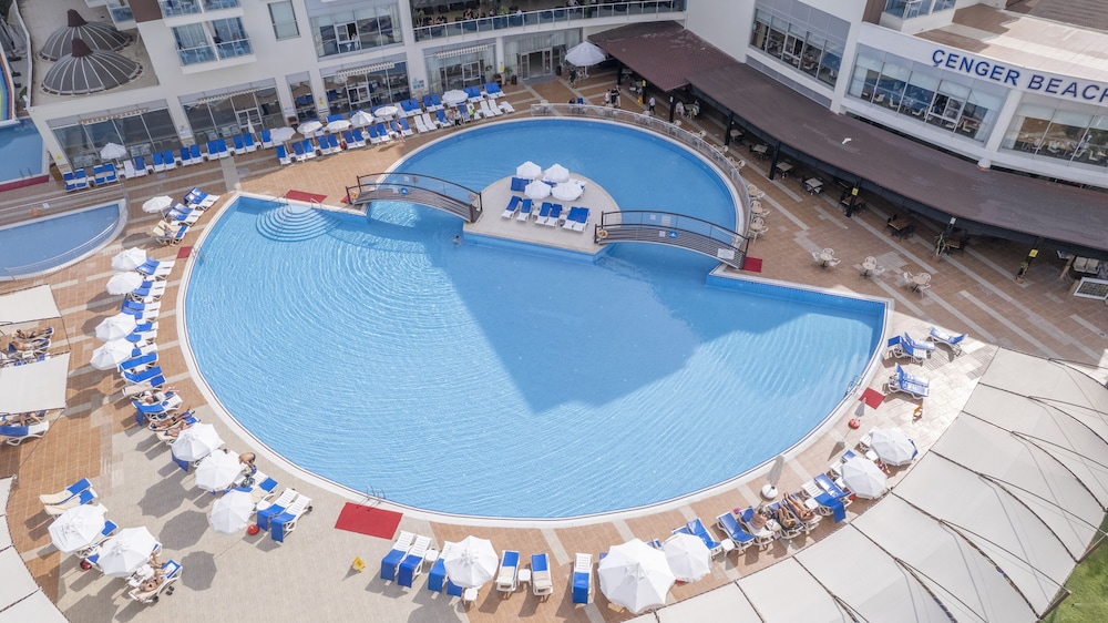 Cenger Beach Resort & Spa Rezervasyon