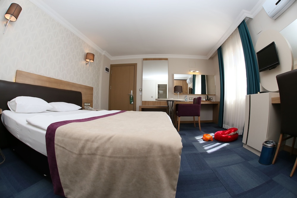 Spilos Hotel Rezervasyon