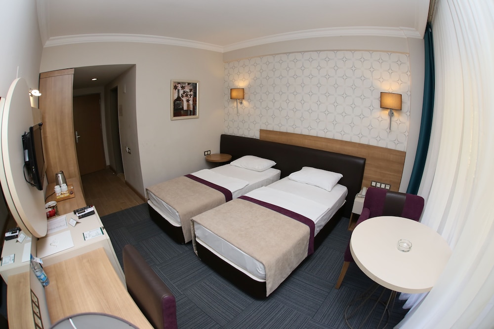 Spilos Hotel Rezervasyon