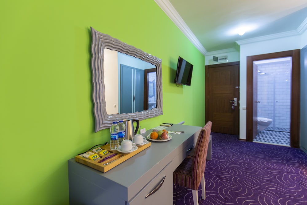 Mene City Hotel Rezervasyon