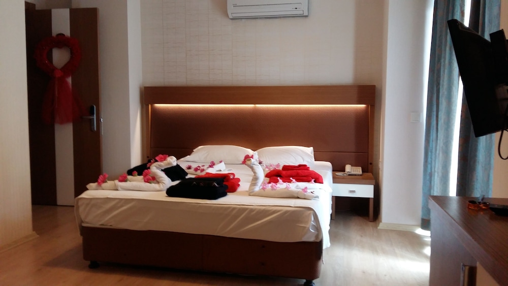 Supreme Marmaris Hotel Rezervasyon