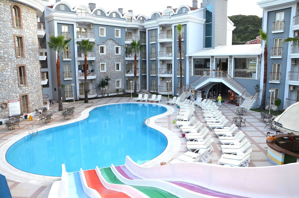 Alenz Hotel Apartments Rezervasyon