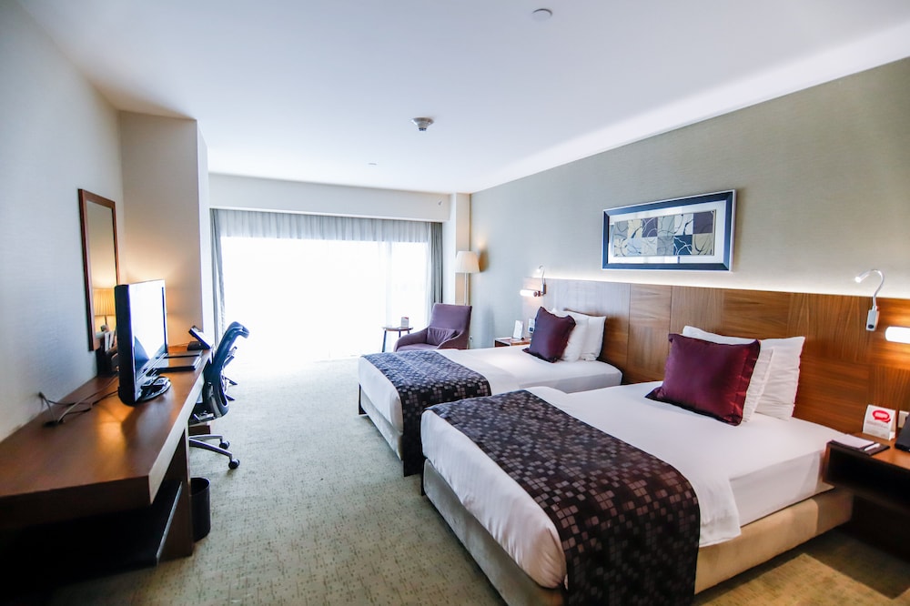 Crowne Plaza Harbiye Rezervasyon