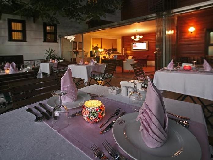 Rose Garden Suites Rezervasyon