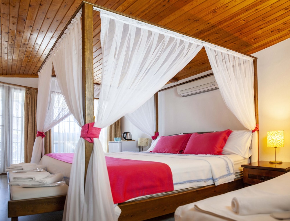 Aphrodite Hotel Rezervasyon