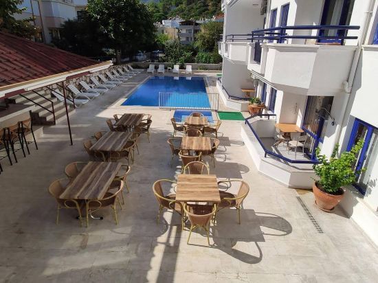 Blue Paradise Apart Rezervasyon