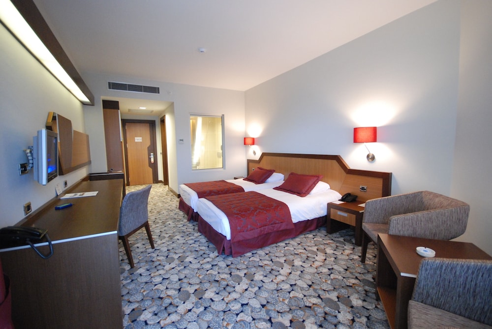 Hotel Hegsagone Rezervasyon