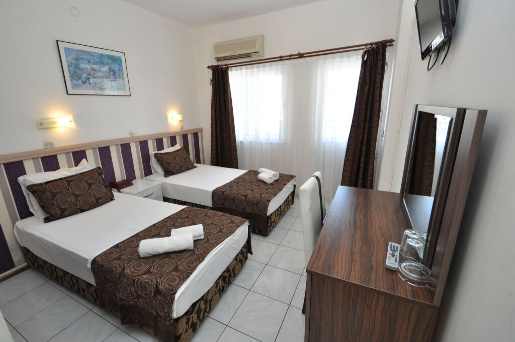 Reis Maris Hotel Rezervasyon