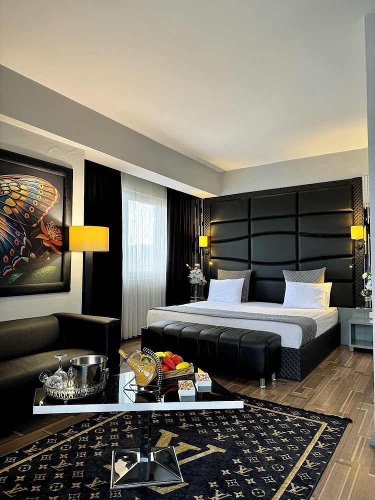 City One Hotel Rezervasyon
