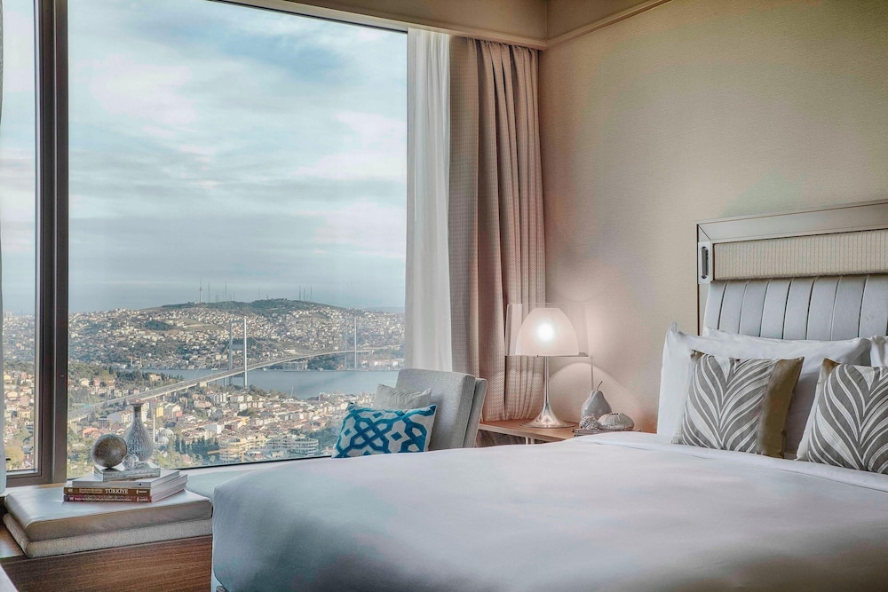 Renaissance Istanbul Polat Bosphorus Hotel Rezervasyon