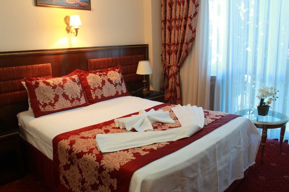 Pasha Palas İzmit Rezervasyon