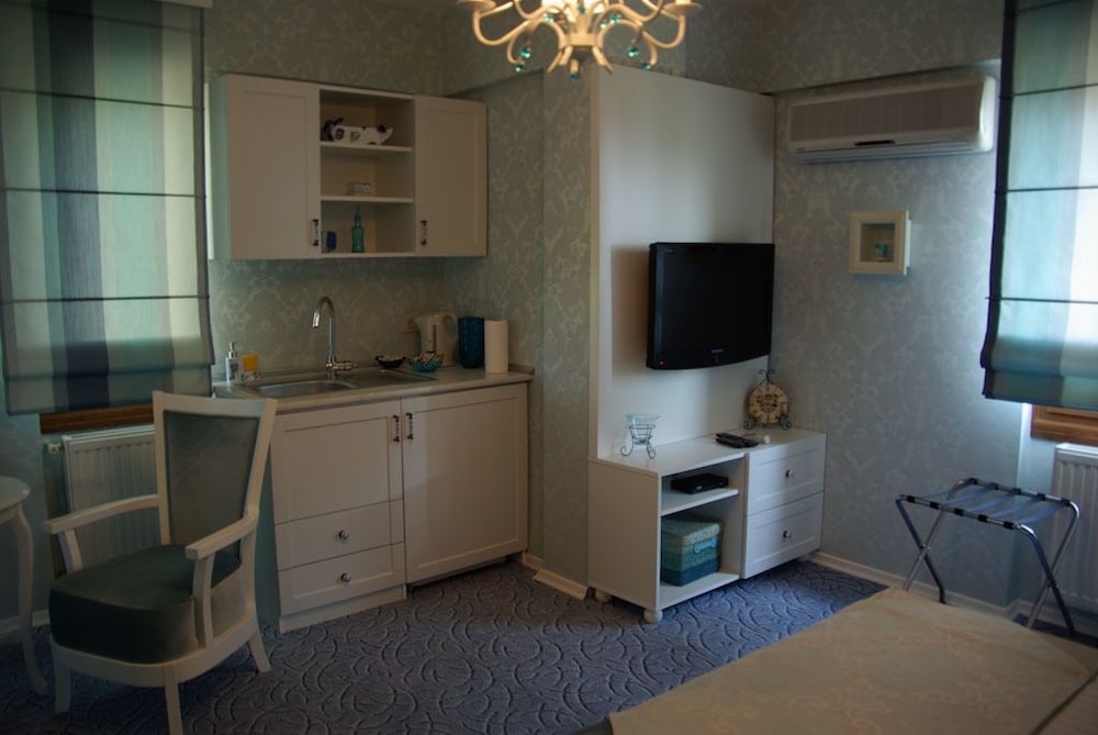 Parla Viens Suites Rezervasyon