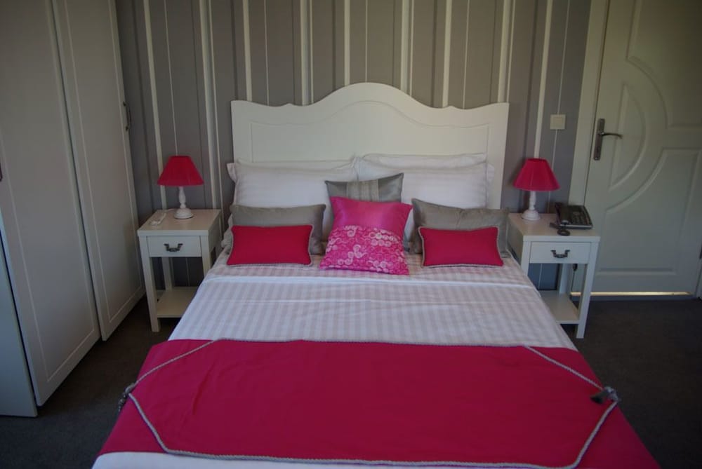 Parla Viens Suites Rezervasyon