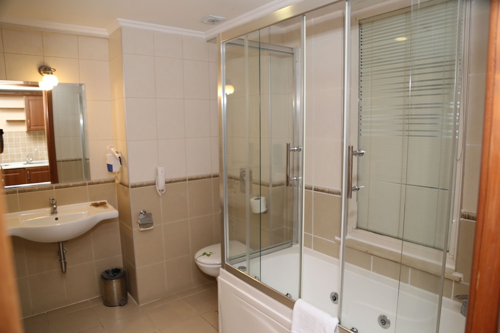 Lidya Sardes Termal Otel Rezervasyon