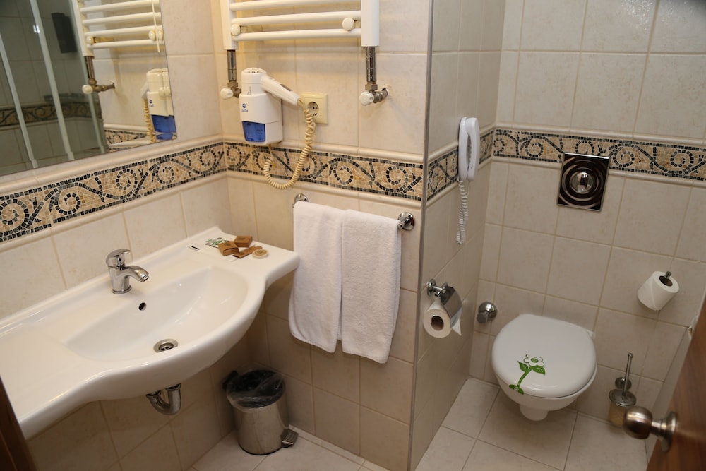 Lidya Sardes Termal Otel Rezervasyon