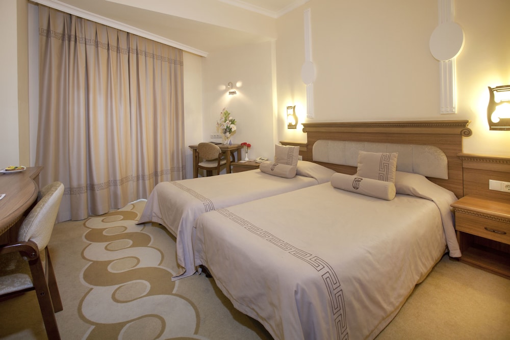 Lidya Sardes Termal Otel Rezervasyon