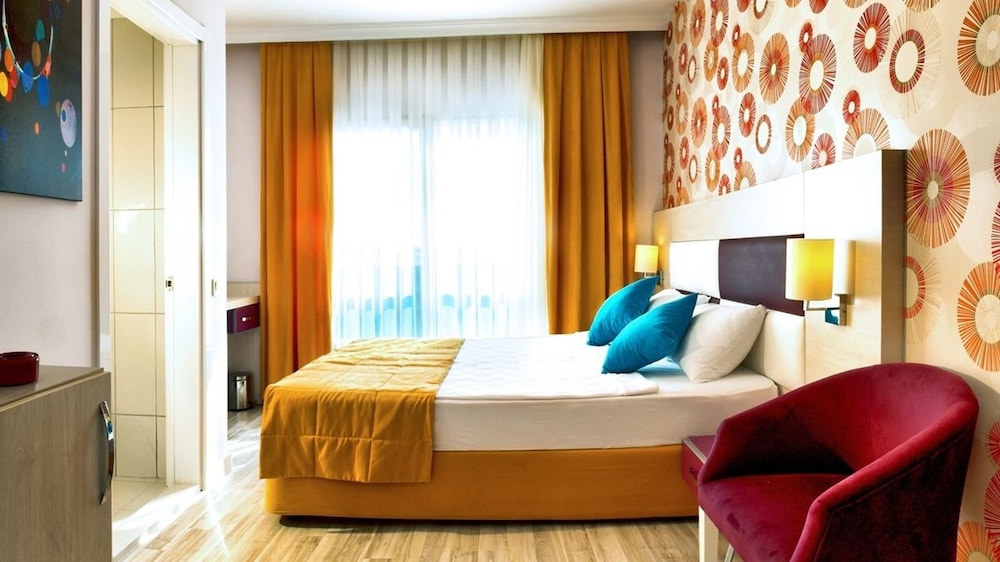 Ramada Resort by Wyndham Side Rezervasyon