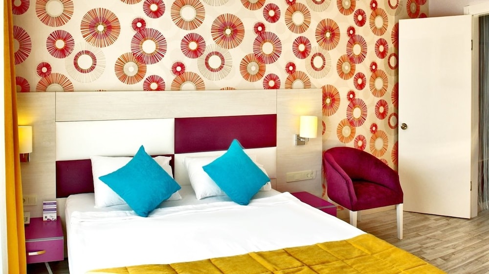 Ramada Resort by Wyndham Side Rezervasyon