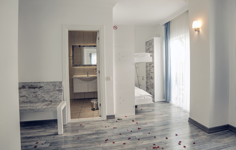 Nur Hotel Rezervasyon