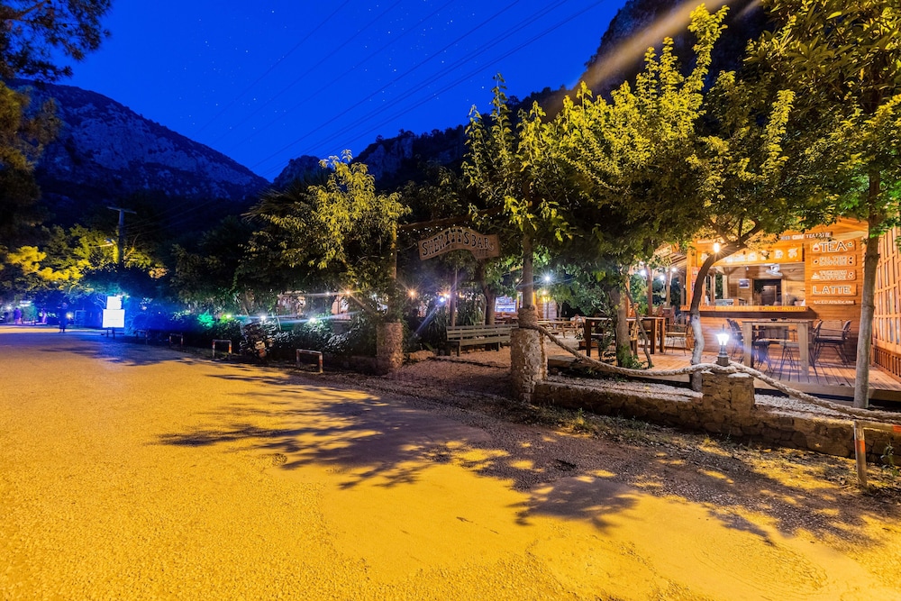 Sheriff Olympos Pension Rezervasyon