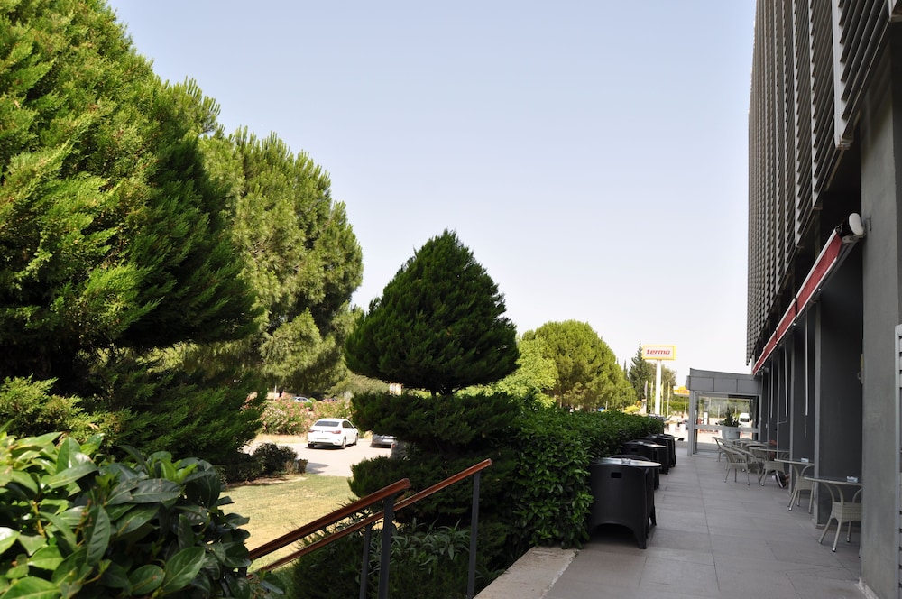 Orty Airport Hotel Rezervasyon