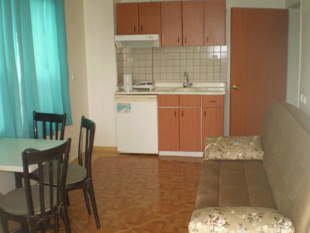 Yacht Marina Apart Hotel Rezervasyon