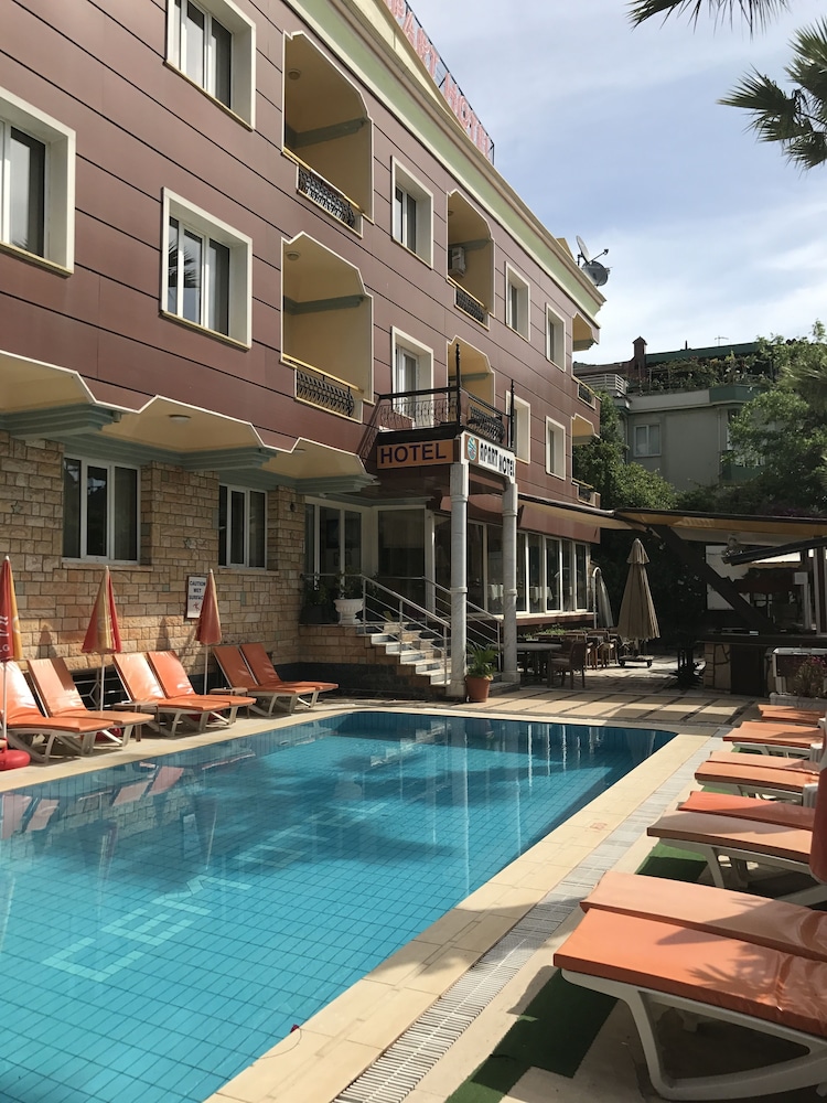 Yacht Marina Apart Hotel Rezervasyon