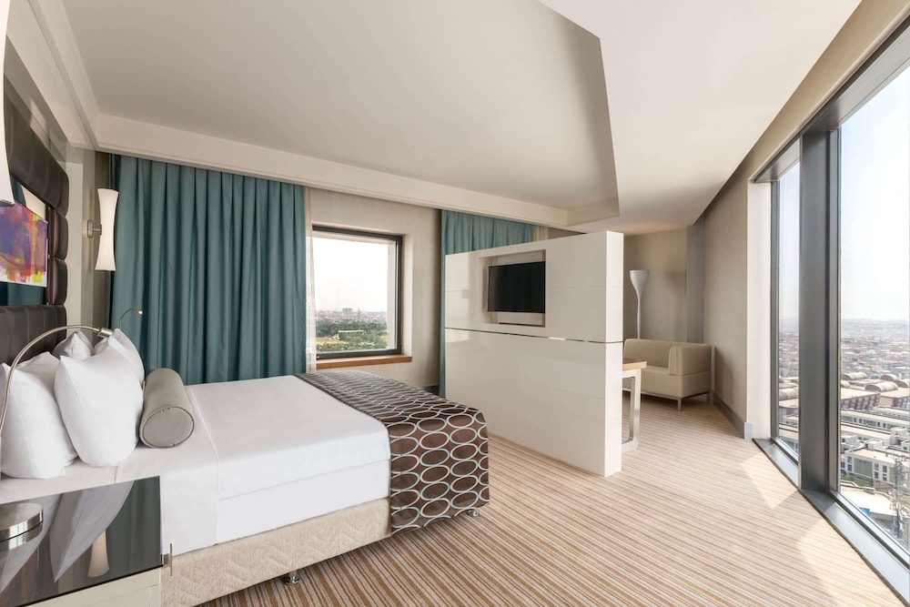 Ramada Plaza by Wyndham Istanbul Tekstilkent Rezervasyon