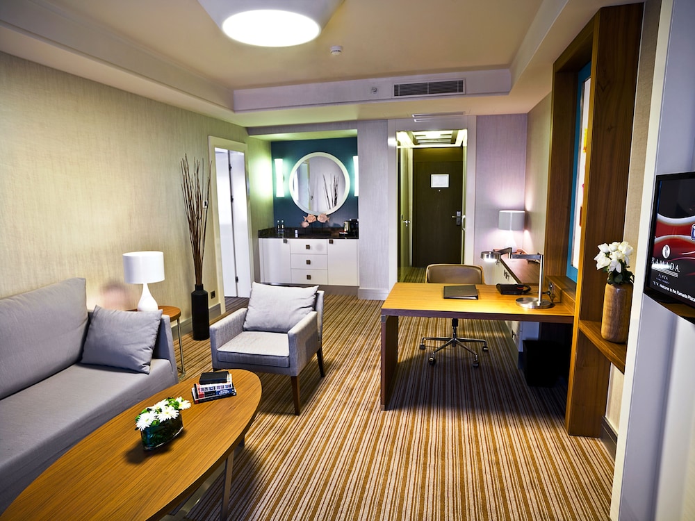 Ramada Plaza by Wyndham Istanbul Tekstilkent Rezervasyon