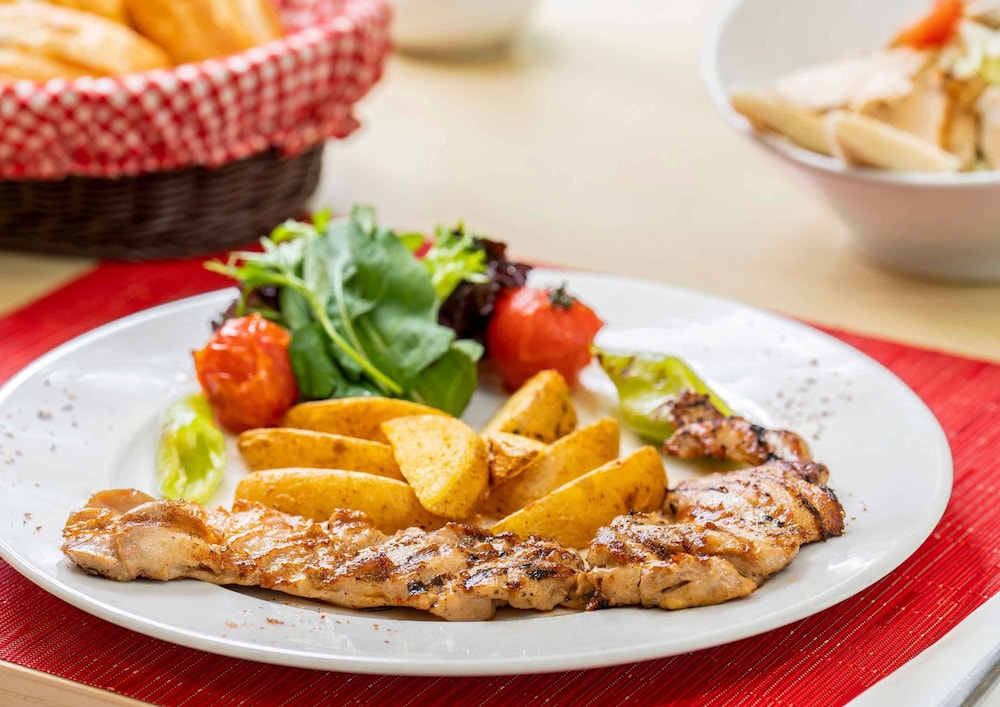 ibis İzmir Alsancak oteli Rezervasyon