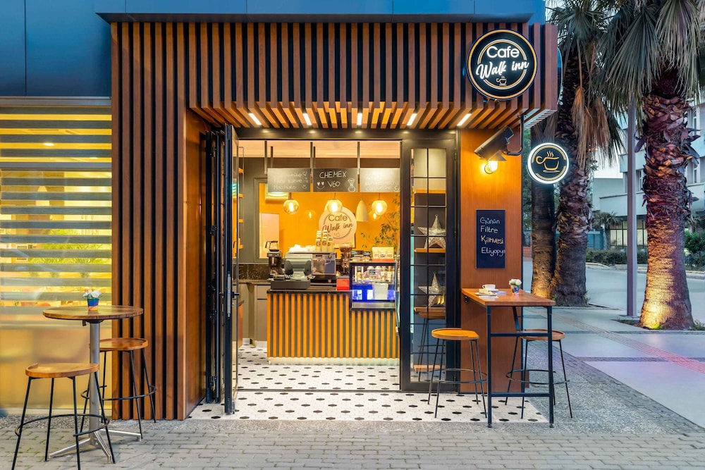 ibis İzmir Alsancak oteli Rezervasyon