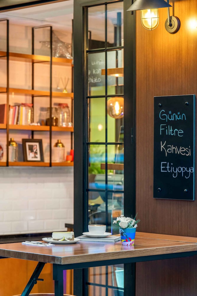 ibis İzmir Alsancak oteli Rezervasyon