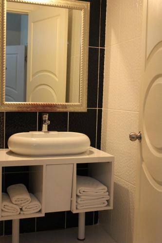 Plaza Hotel Izmir Rezervasyon