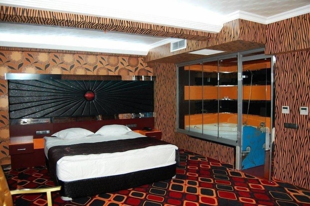 Murat Hotel Rezervasyon