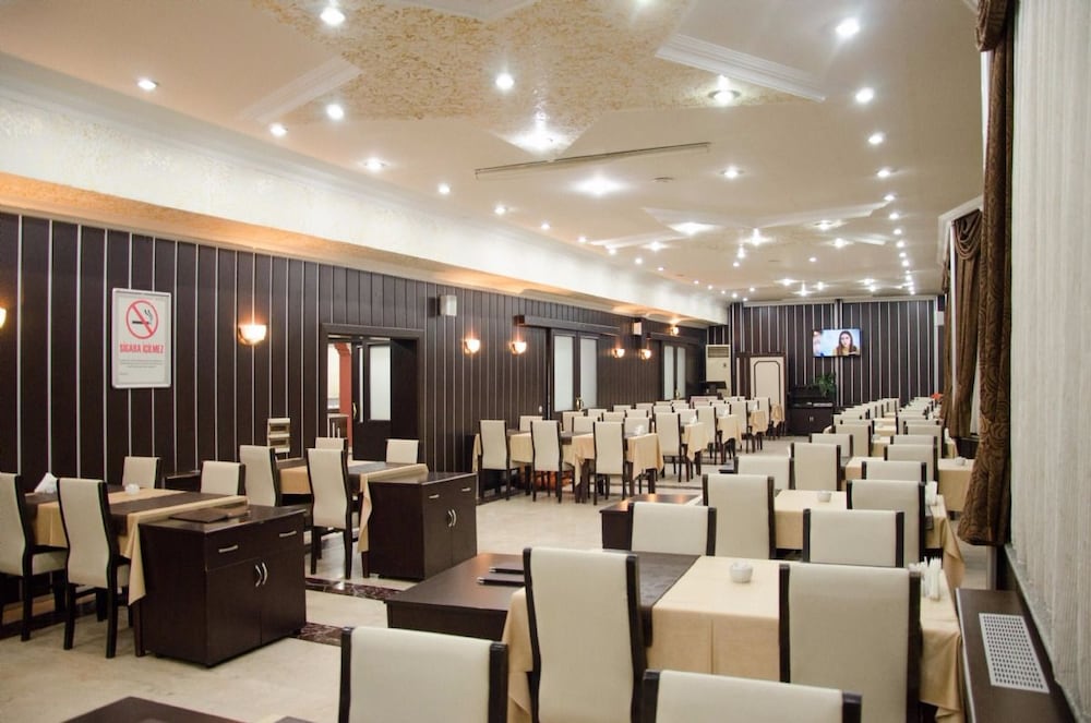 Grand Akkoza Hotel Rezervasyon