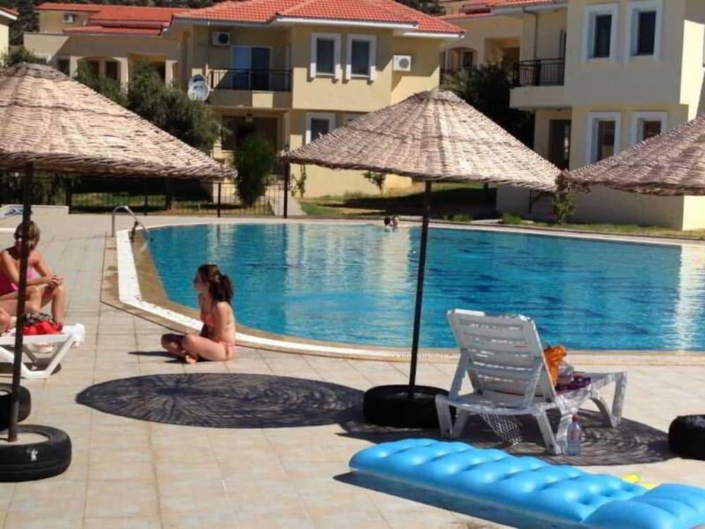 A Touch of Paradise Resort Rezervasyon