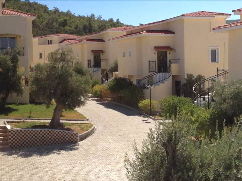 A Touch of Paradise Resort Rezervasyon