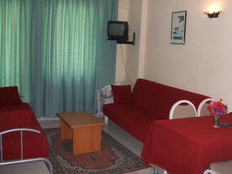Sun Apartments Rezervasyon