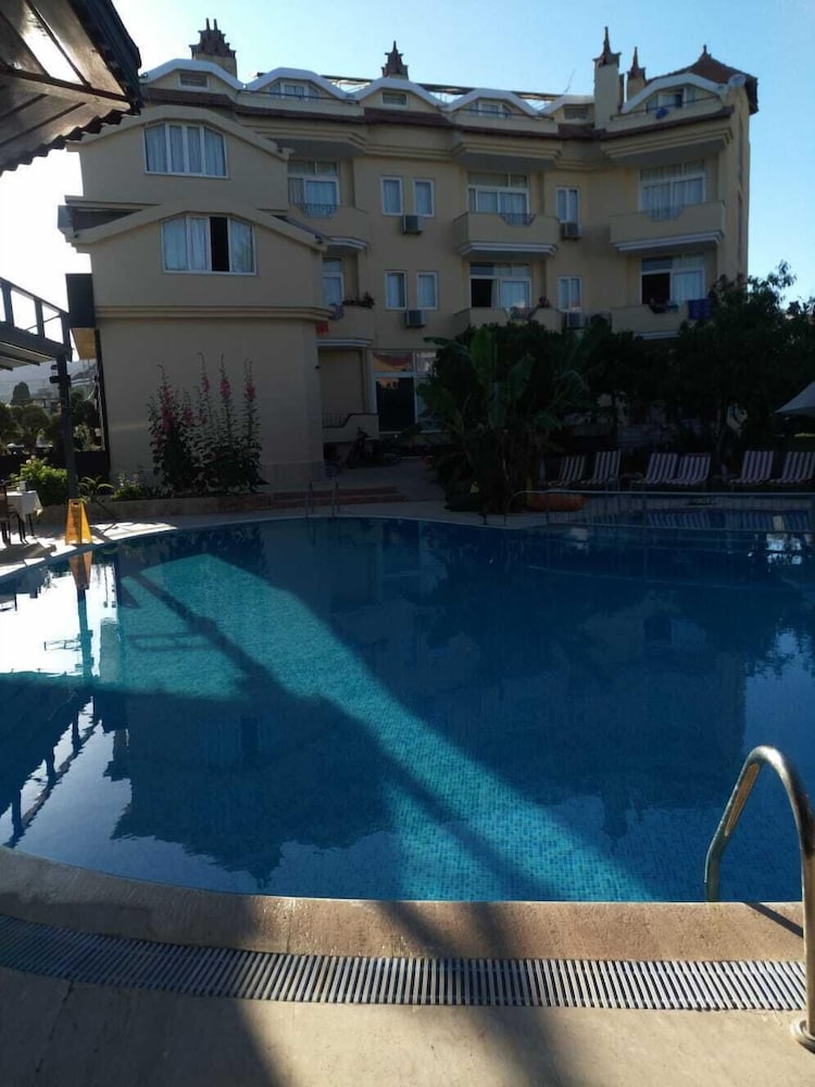 Poyraz Kaptan Apart & Otel Rezervasyon