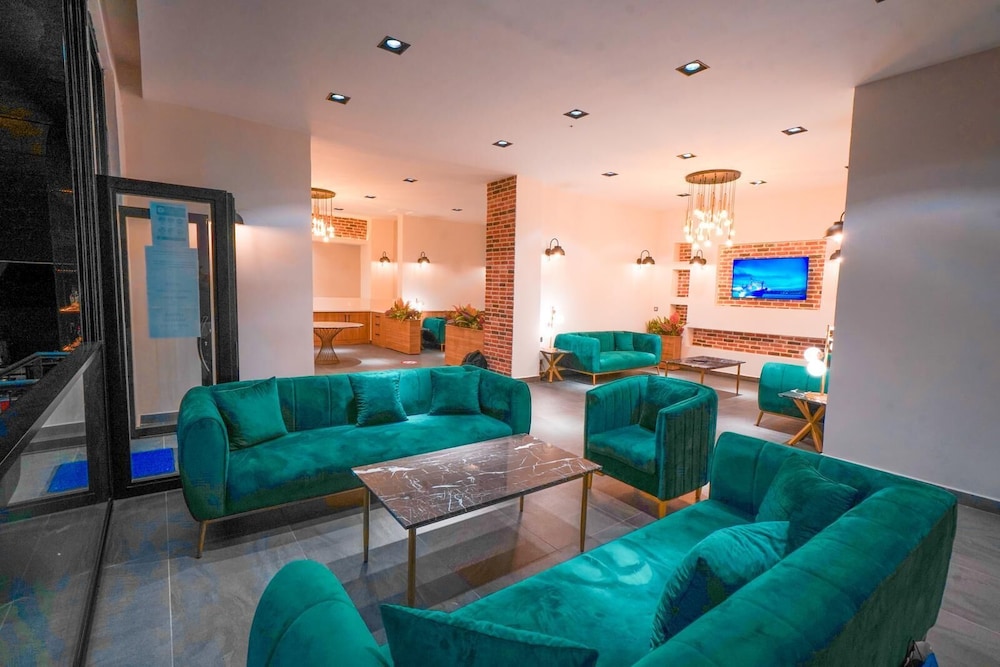 Amore Hotel Rezervasyon