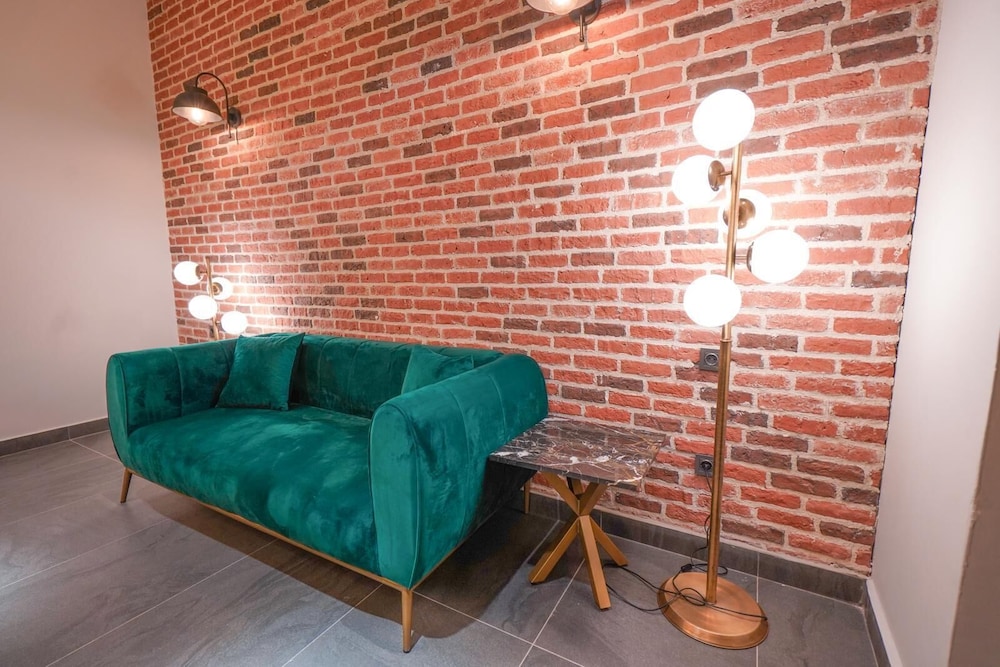 Amore Hotel Rezervasyon