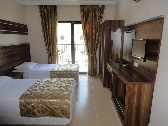 Club Hotel Chicago Rezervasyon