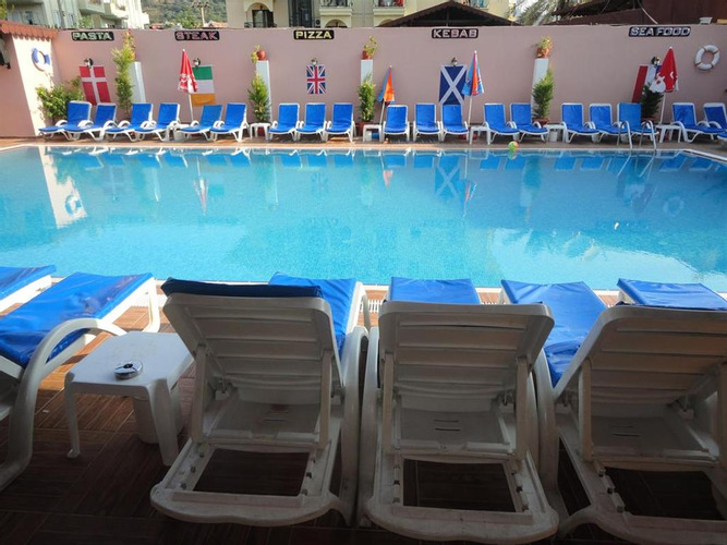 Club Hotel Chicago Rezervasyon