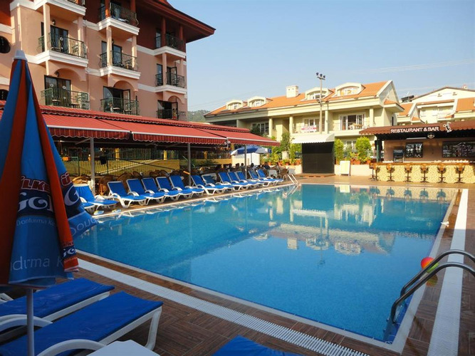 Club Hotel Chicago Rezervasyon