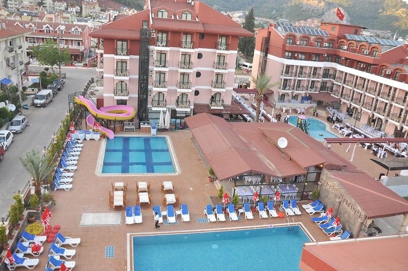 Club Hotel Chicago Rezervasyon