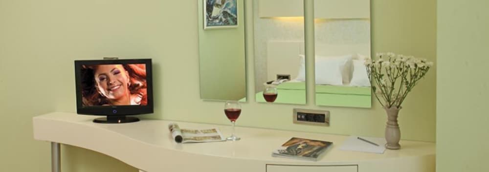 Double Royal Hotel Rezervasyon