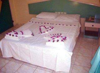 Happy Holiday Apart Rezervasyon