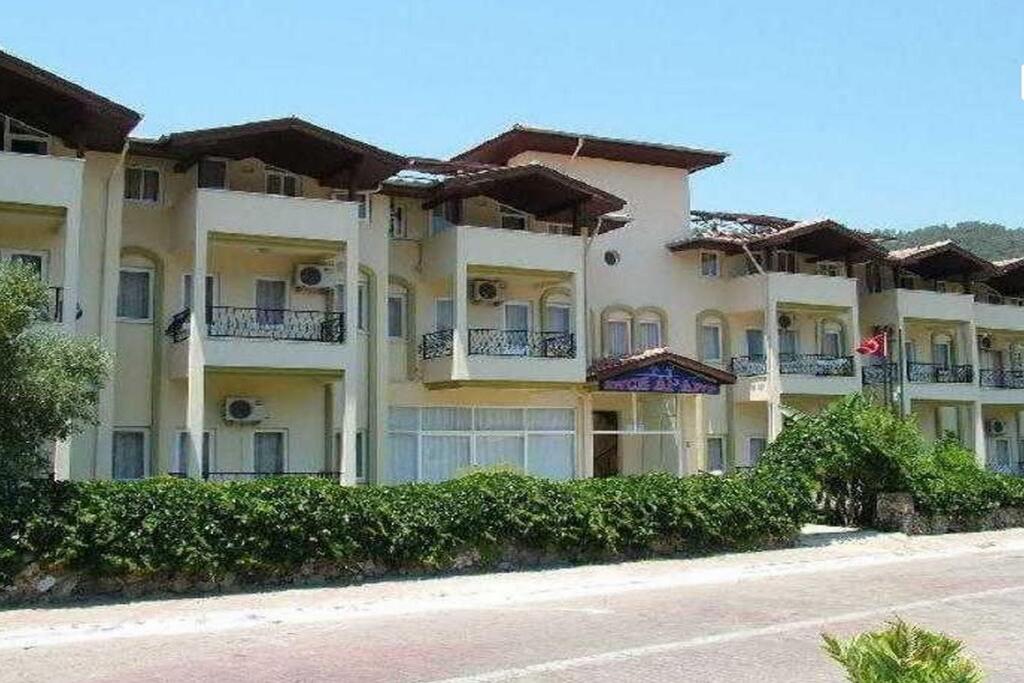 Ince Apartments Rezervasyon