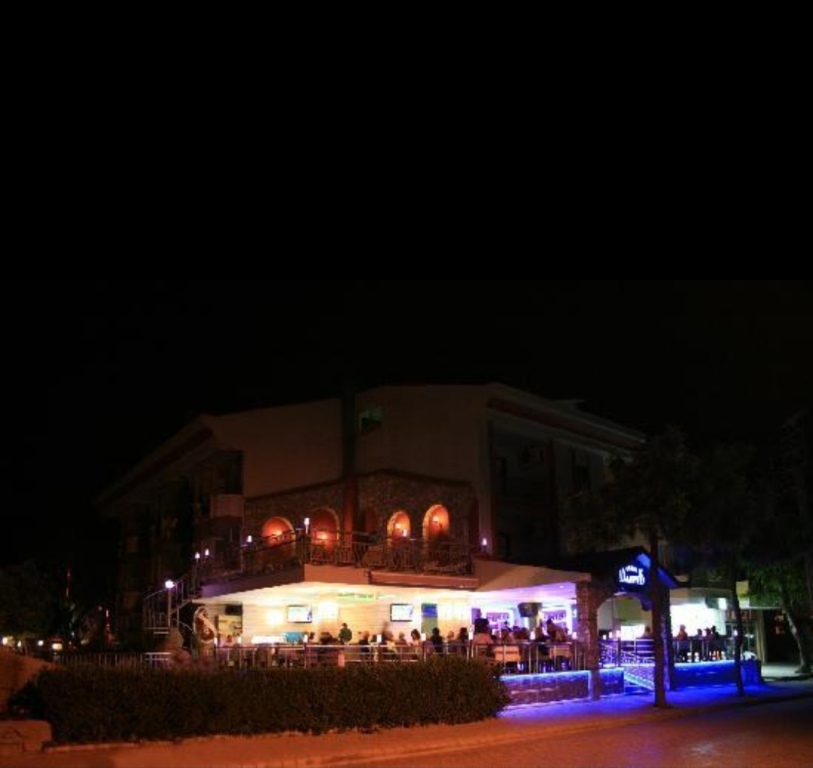 Club Dante Mammaris Rezervasyon